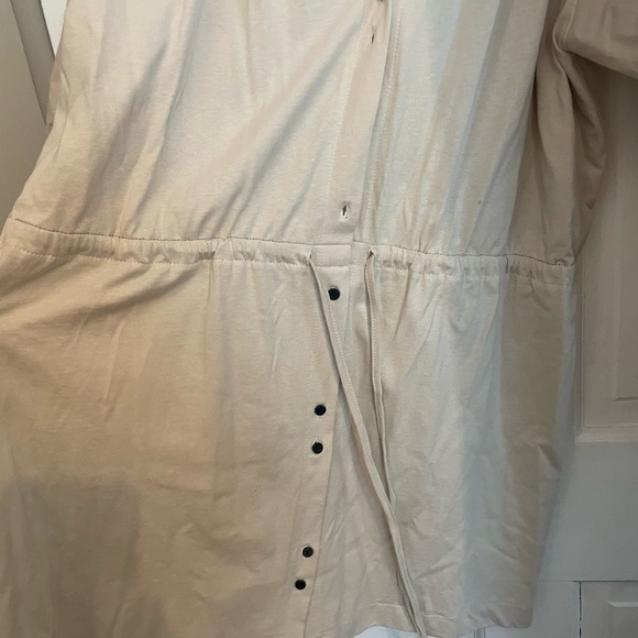 Zara dress with balloon sleeve - Picture 2 of 6